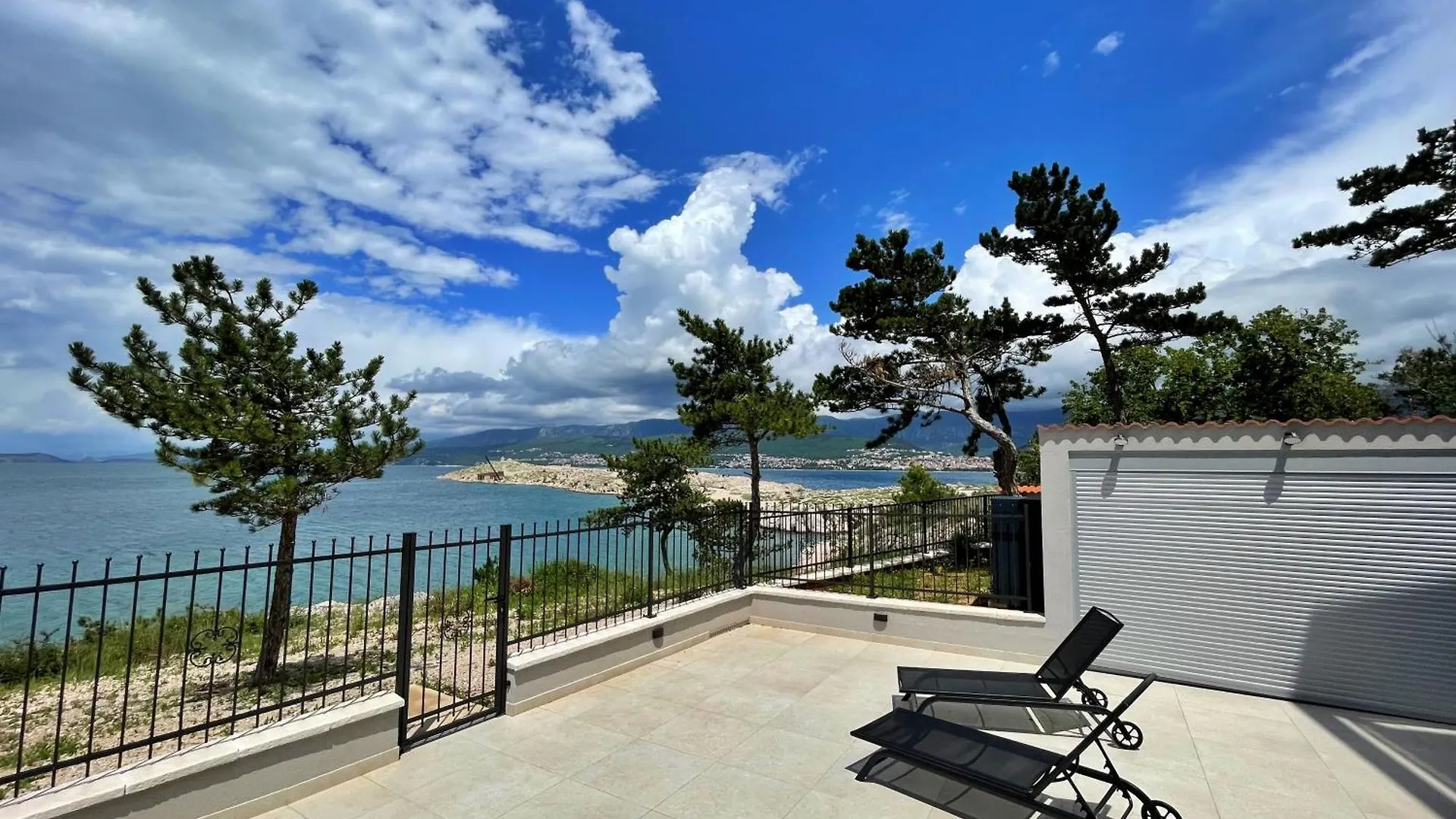 Villas Punta Silo - Luxury Apartments With Pool Guest house